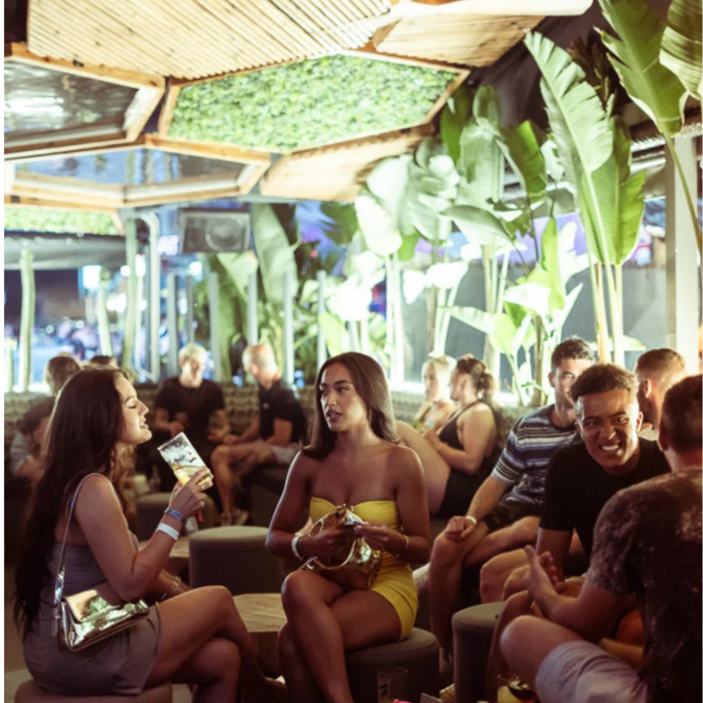Tantra Open Bar