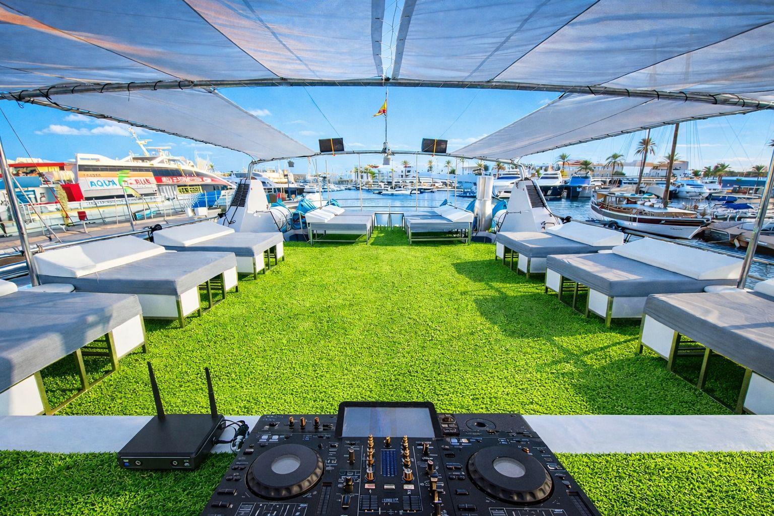 Festa in barca premium